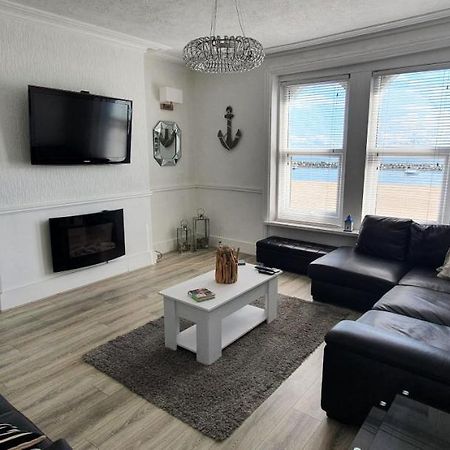Harbour View Apartment Rhôs-on-Sea Exterior foto