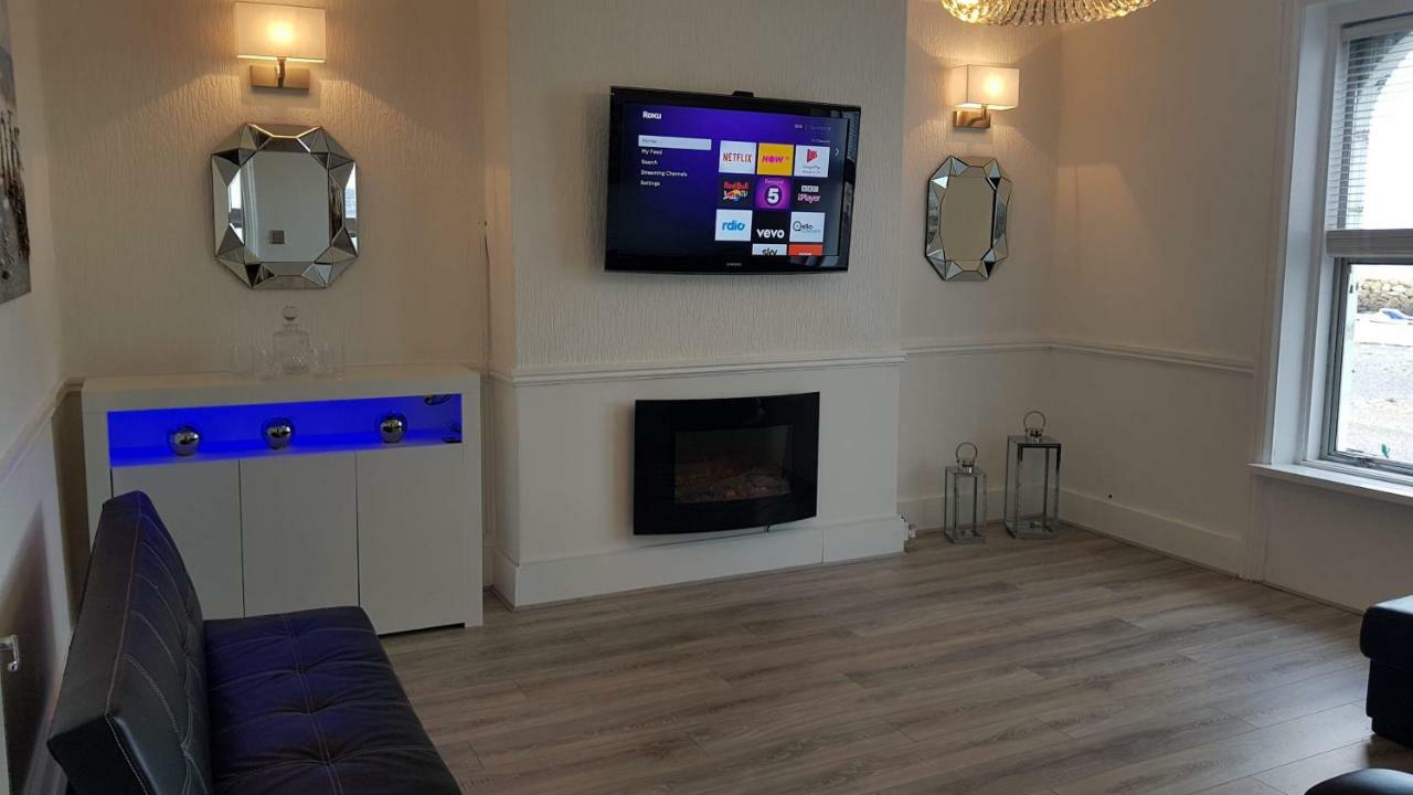Harbour View Apartment Rhôs-on-Sea Exterior foto